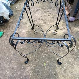 TAVOLINO  E LAMPADARI 