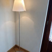 Lampada da terra Leucos