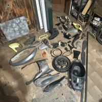 pezzi aprilia sr fari tondi