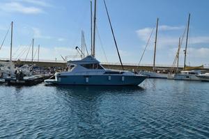 Chris Craft Corvette 37 Fly