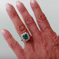 anello oro bianco,smeraldo,diamanti