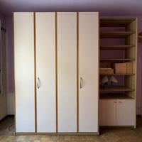 Armadio in legno