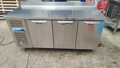 banco frigorifero in acciaio inox 