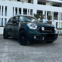 MINI COOPER SD COUNTRYMAN All4. Tetto