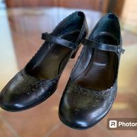 Scarpe chiuse con tacco 38