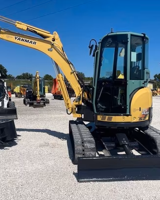 MINIESCAVATORE YANMAR VIO 50 U