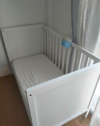 Lettino/culla con materasso ikea