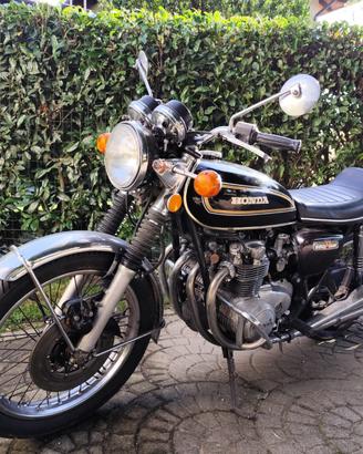 Honda CB500 four (1977)