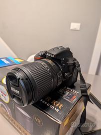 Nikon D5600 obiettivo 18-140 mm