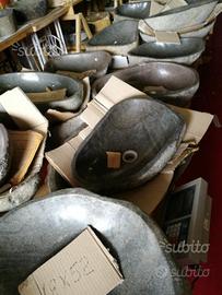 Lavandino in pietra o sasso di fiume scavato