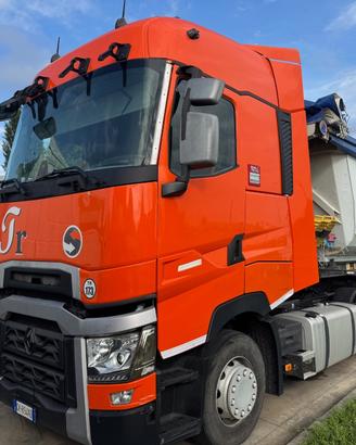 TRATTORE STRADALE RENAULT T 480