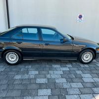 BMW 318 i serie E36