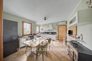 Appartamento di 109 m² con 3 locali a Crocetta del