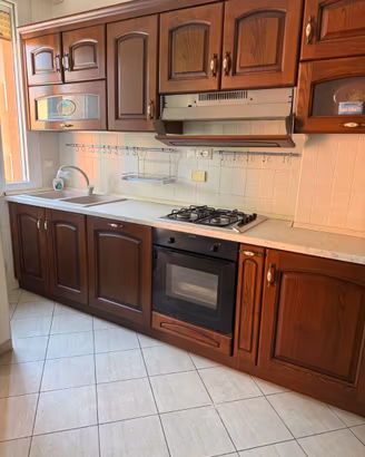 Cucina rustica completa in legno rovere
