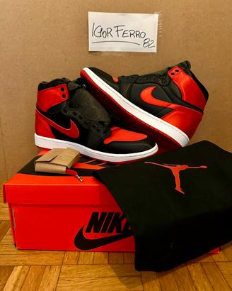 Nike jordan 1 satin bred