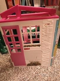 Casa di Barbie pieghevole