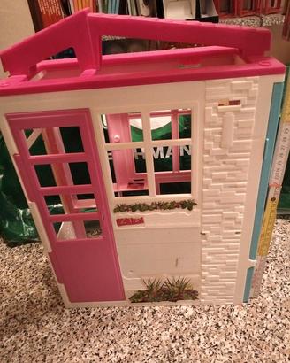 Casa di Barbie pieghevole