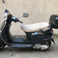 Vespa 125 LX