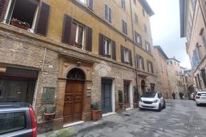 3 LOCALI A PERUGIA