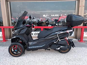 PIAGGIO MP3 400