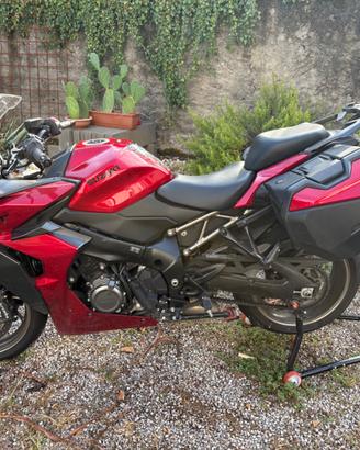 Suzuki GSXS 1000 GT