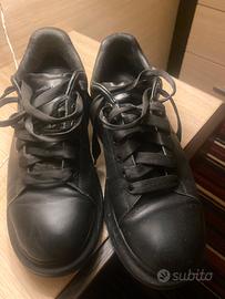 Alexander McQueen sneaker