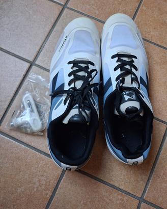 scarpe atletica chiodate