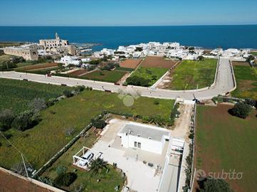 VILLA SINGOLA A POLIGNANO A MARE