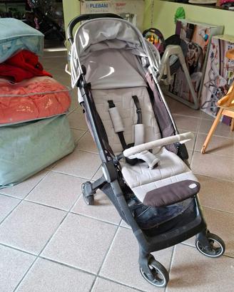 passeggino leggero e compatto chicco (fino a 22 kg