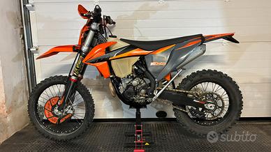 Ktm Exc 350 anno 2021.