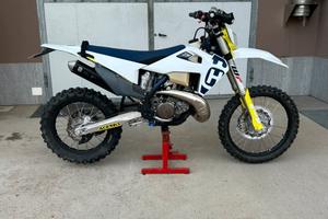 Husqvarna TE 300i 2021 151 ore