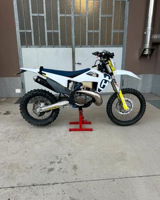 Husqvarna TE 300i 2021 151 ore