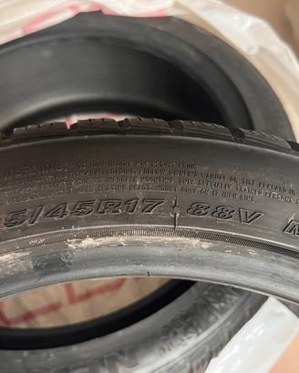 Pneumatici 205/45 R17