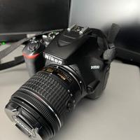 Nikon D3500 + Obiettivo + accessori