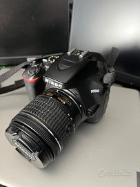 Nikon D3500 + Obiettivo + accessori