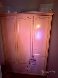 Armadio per ragazze rosa + comodino