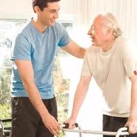 Accompagnatore /badante /ragazzo da compagnia