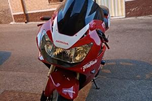 Honda CBR 929 RR fireblade