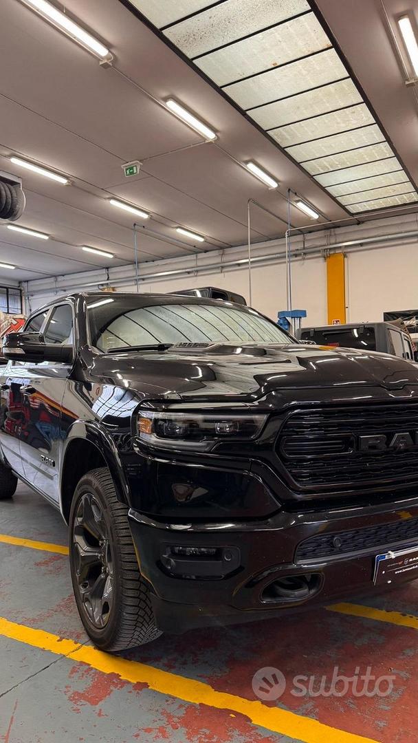 Dodge Ram 1500 2022 photo 3