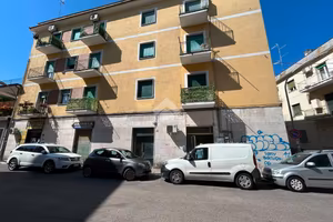 NEGOZIO A CASSINO