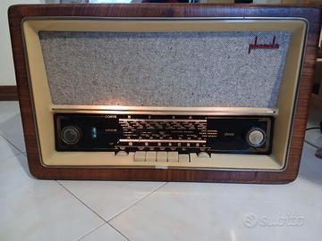 Radio Phonola Mod.689