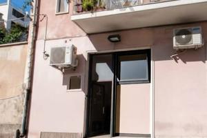 Locale Commerciale - Catania