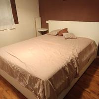 Letto matrimoniale con vano Malm