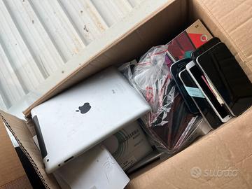 Materiale elettronico vario