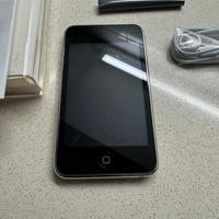 Apple Ipod Touch 2nd gen 32GB - Very Good!