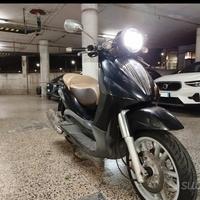 Beverly 500 Cruiser Intero o pezzi di ricambio 