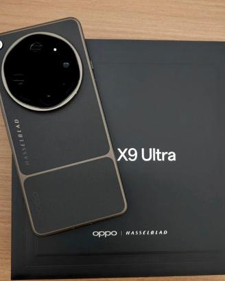 Oppo Find x9Ultra con Accessori