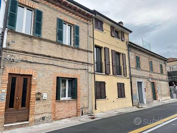 RGE 129/2024 Trib Pesaro - LOTTO 3