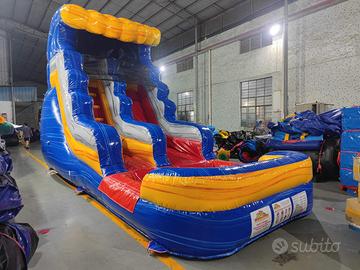 Scivolo gioco gonfiabile con piscina in pvc