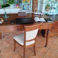 scrivania dell' 800 